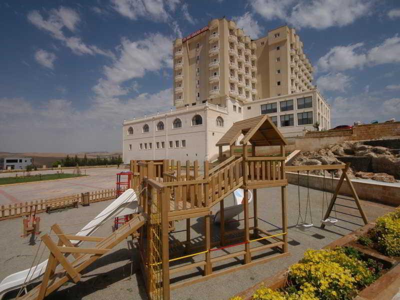 Yay Grand Hotel Mardin Buitenkant foto